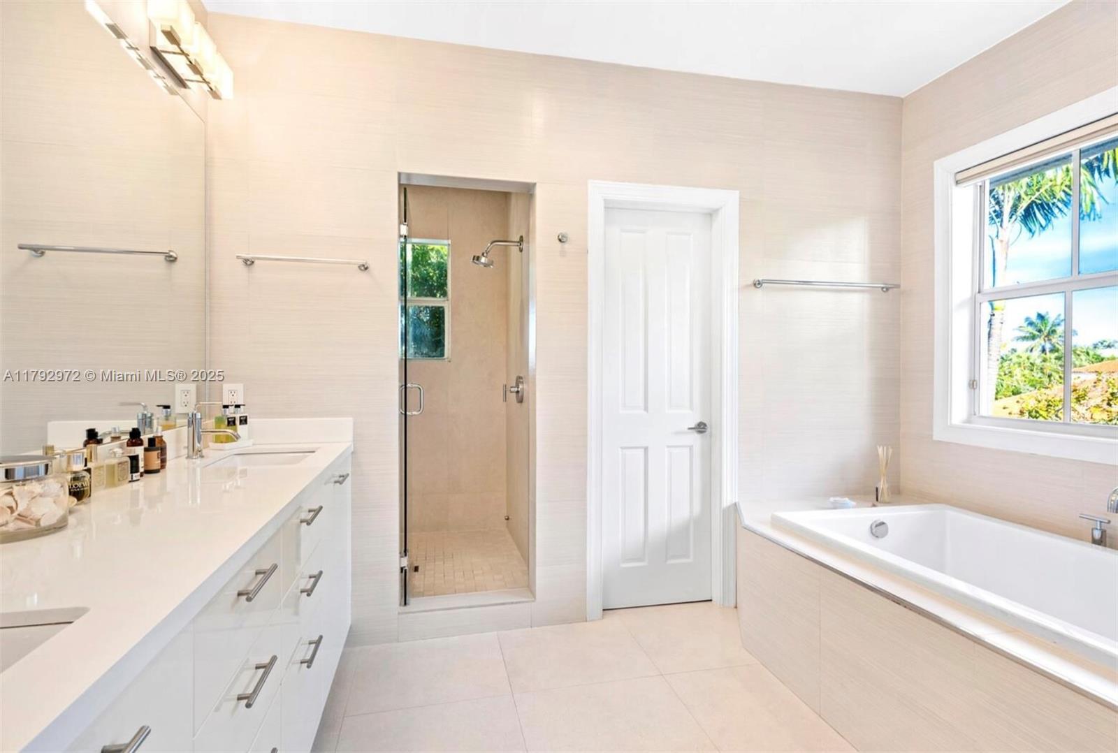 BISCAYNE KEY ESTATES - Residential
