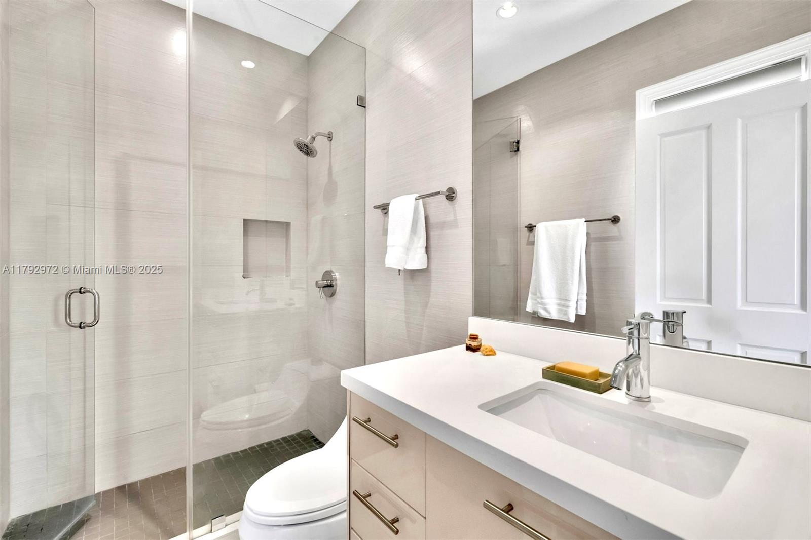 BISCAYNE KEY ESTATES - Residential