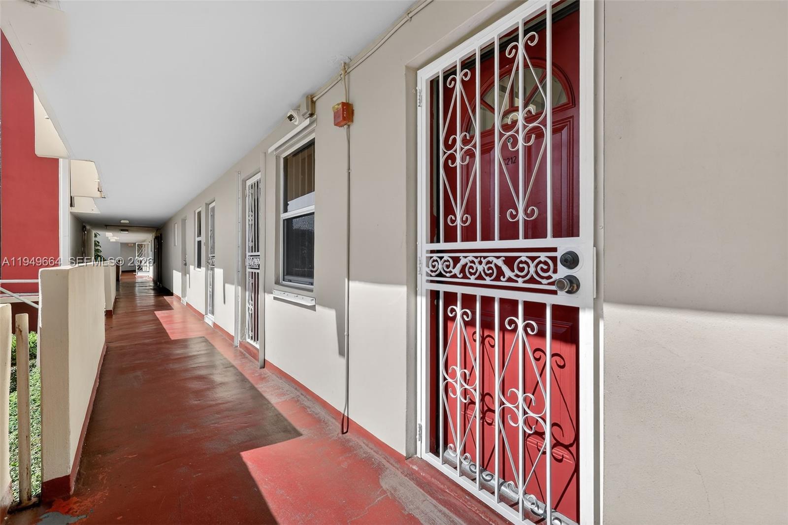 ROLLING GREEN CONDO - Residential