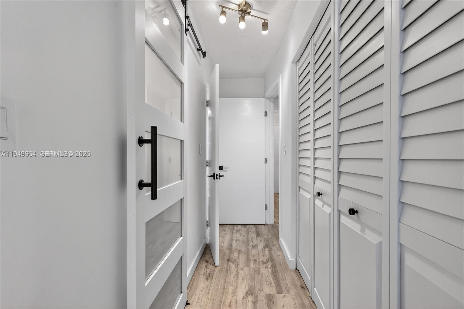 ROLLING GREEN CONDO - Residential