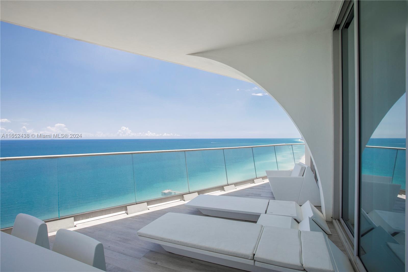 Photo 21 of 41 of 16901 Collins Ave 3305 condo