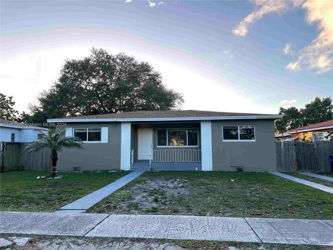 Single Family Residence in North Miami Beach FL 15570 13th Ave Ave.jpg
