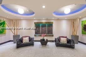 VIZCAYNE SOUTH CONDO - Residential Lease