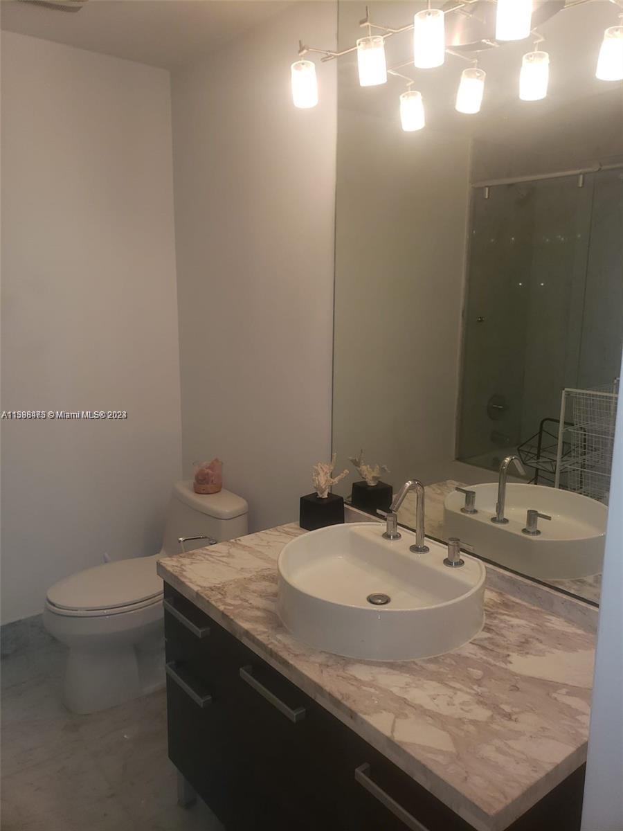 VIZCAYNE SOUTH CONDO - Residential Lease