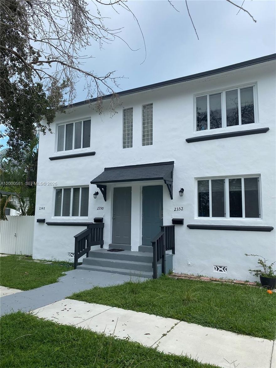 Beautiful brand new 3 bedroom/ 2 bath townhome. Brand new kitchen with quartz tops, Brand new bathrooms, One bedroom and one bathroom on first floor. Large and spacious, New impact windows.