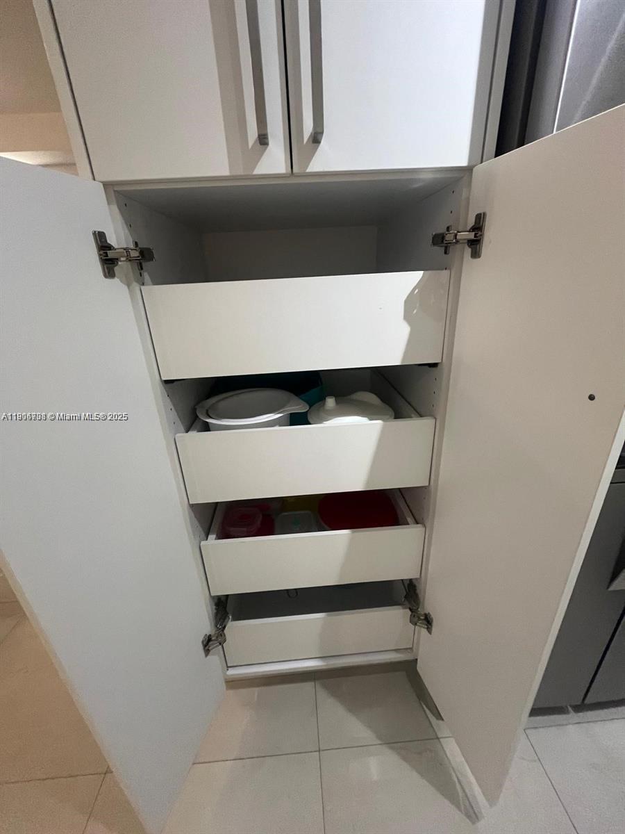 RIVER RUN CONDO PH I - Residential Lease