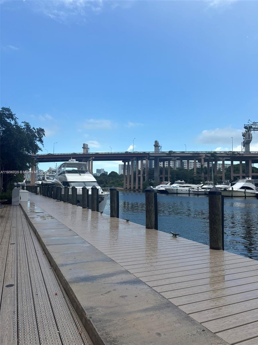 RIVER RUN CONDO PH I - Residential Lease