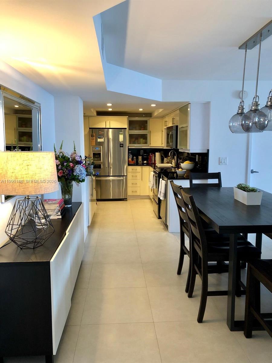 2333 Brickell Ave PH207