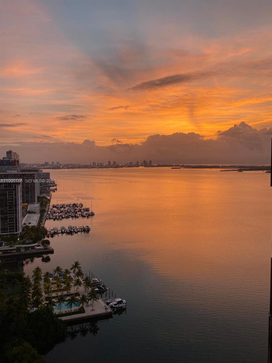 BRICKELL BAY CLUB CONDO - Residential Lease