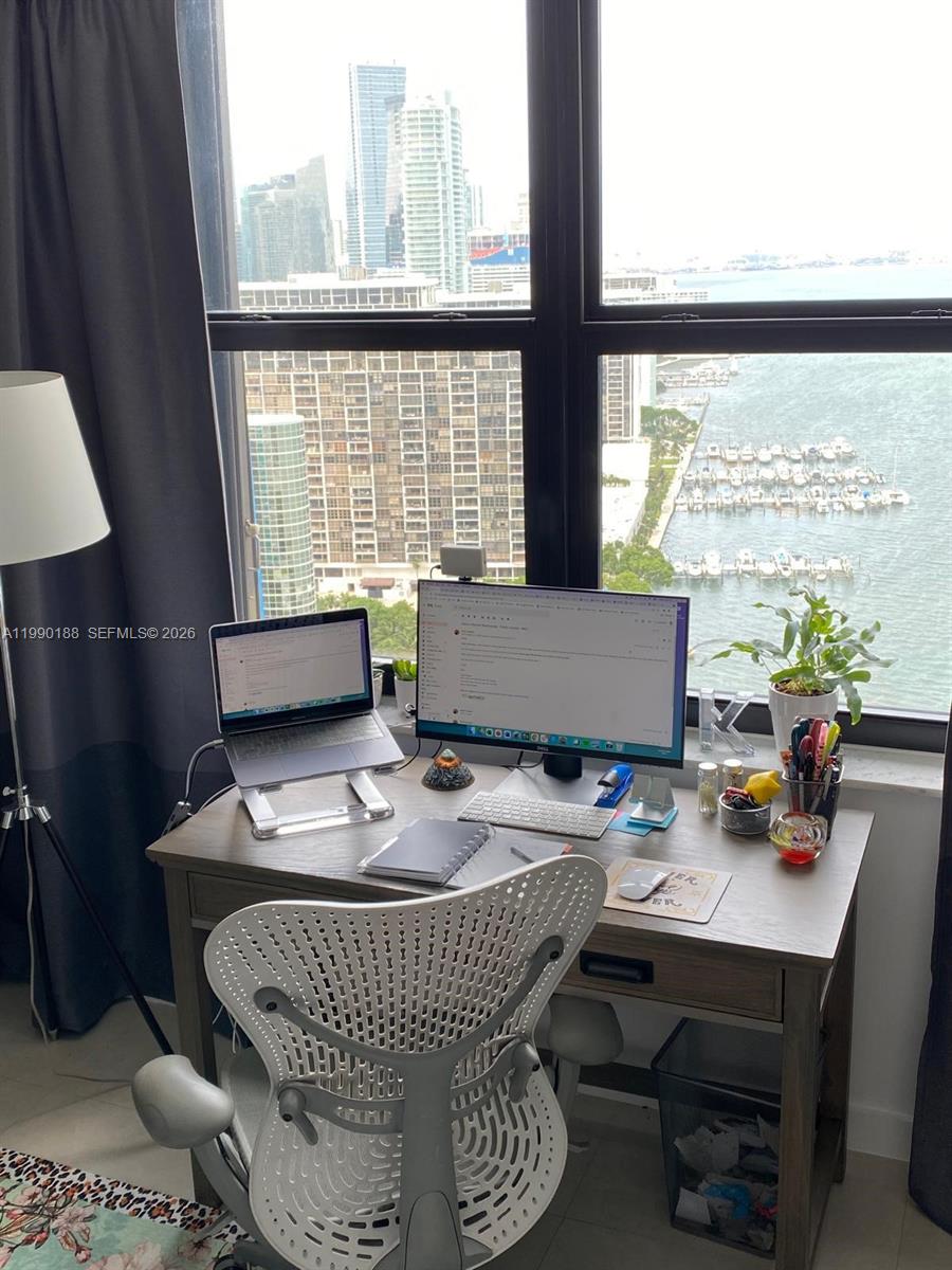 BRICKELL BAY CLUB CONDO - Residential Lease