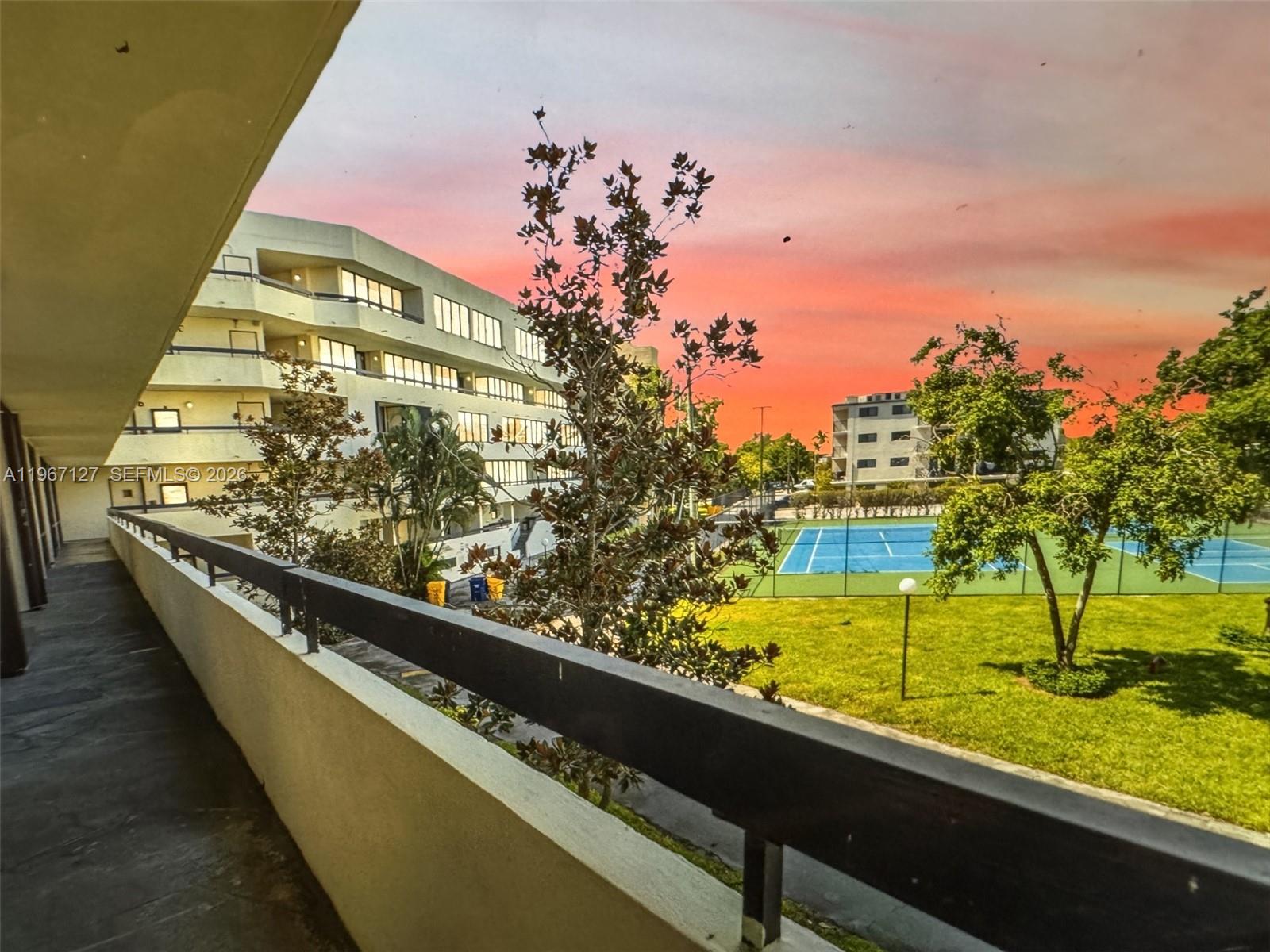 1401 S Federal Hwy 218