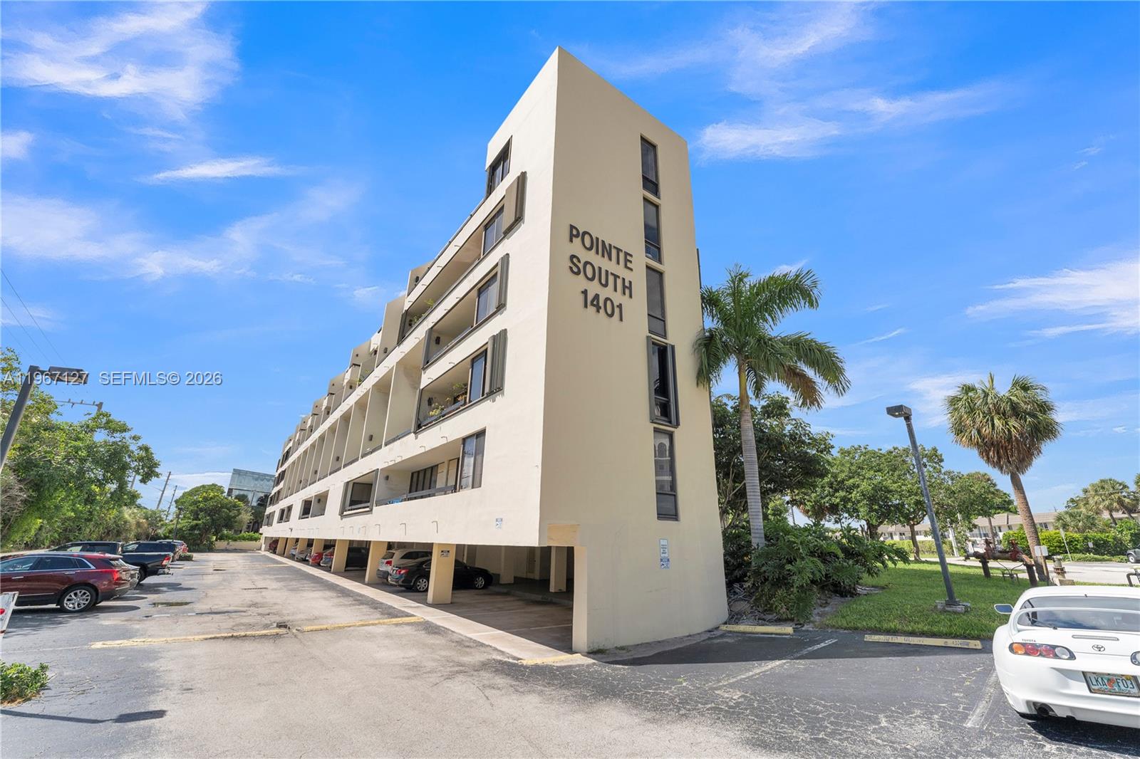 1401 S Federal Hwy 218