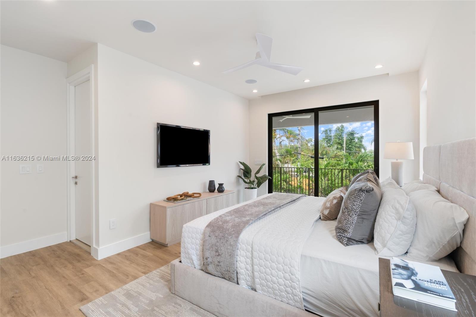 Lake Ridge - Residential