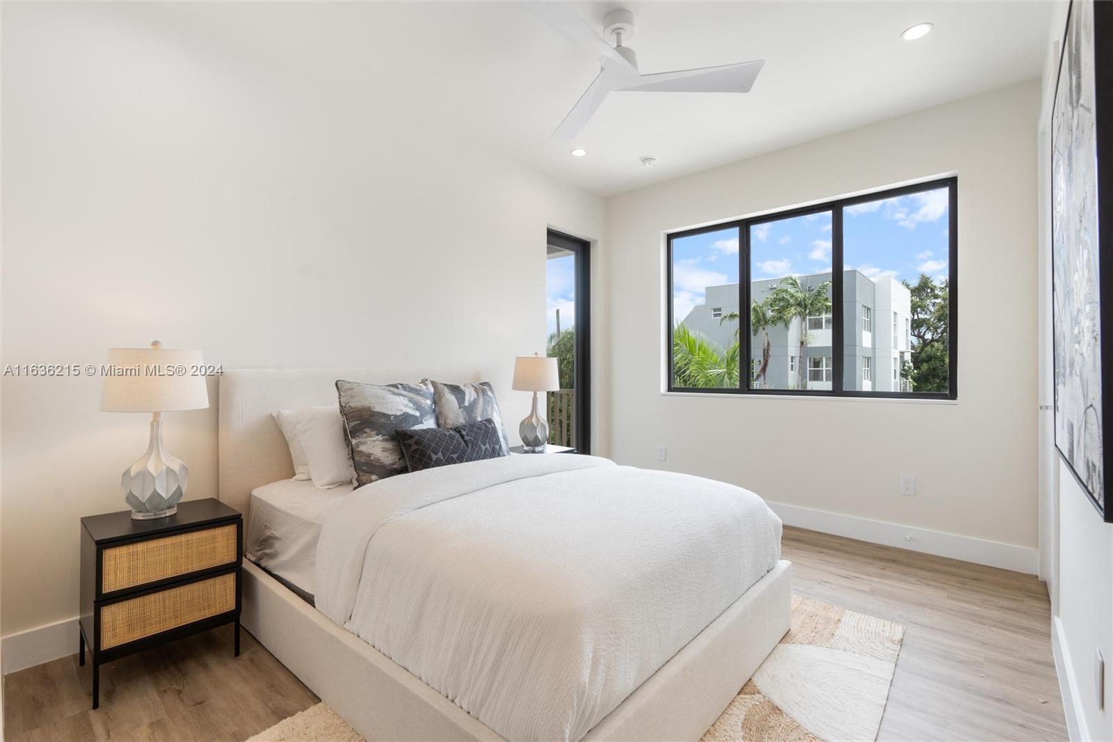 Lake Ridge - Residential