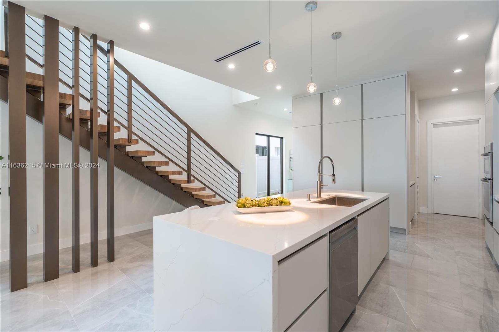 Lake Ridge - Residential