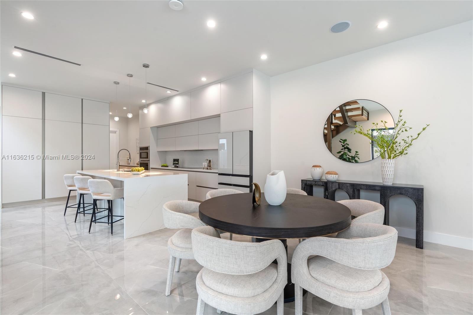 Lake Ridge - Residential