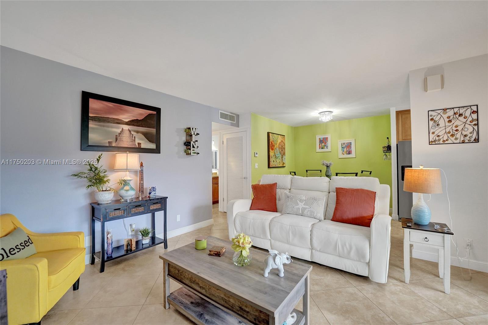 BEVERLY HILLS CONDO - Residential