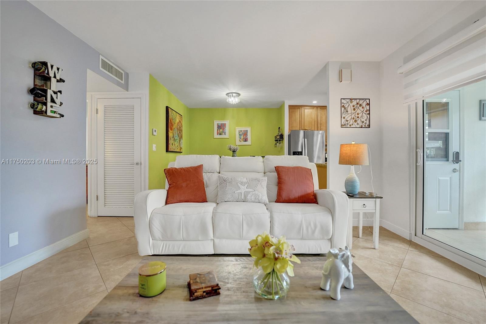 BEVERLY HILLS CONDO - Residential