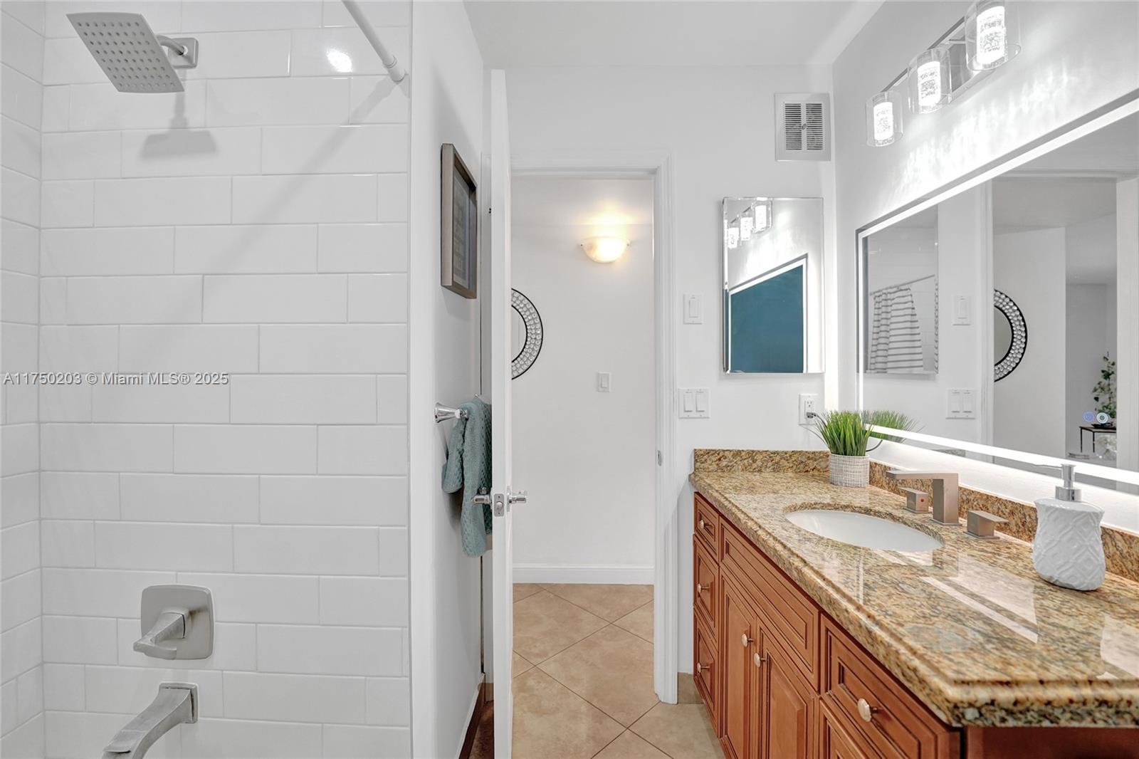 BEVERLY HILLS CONDO - Residential