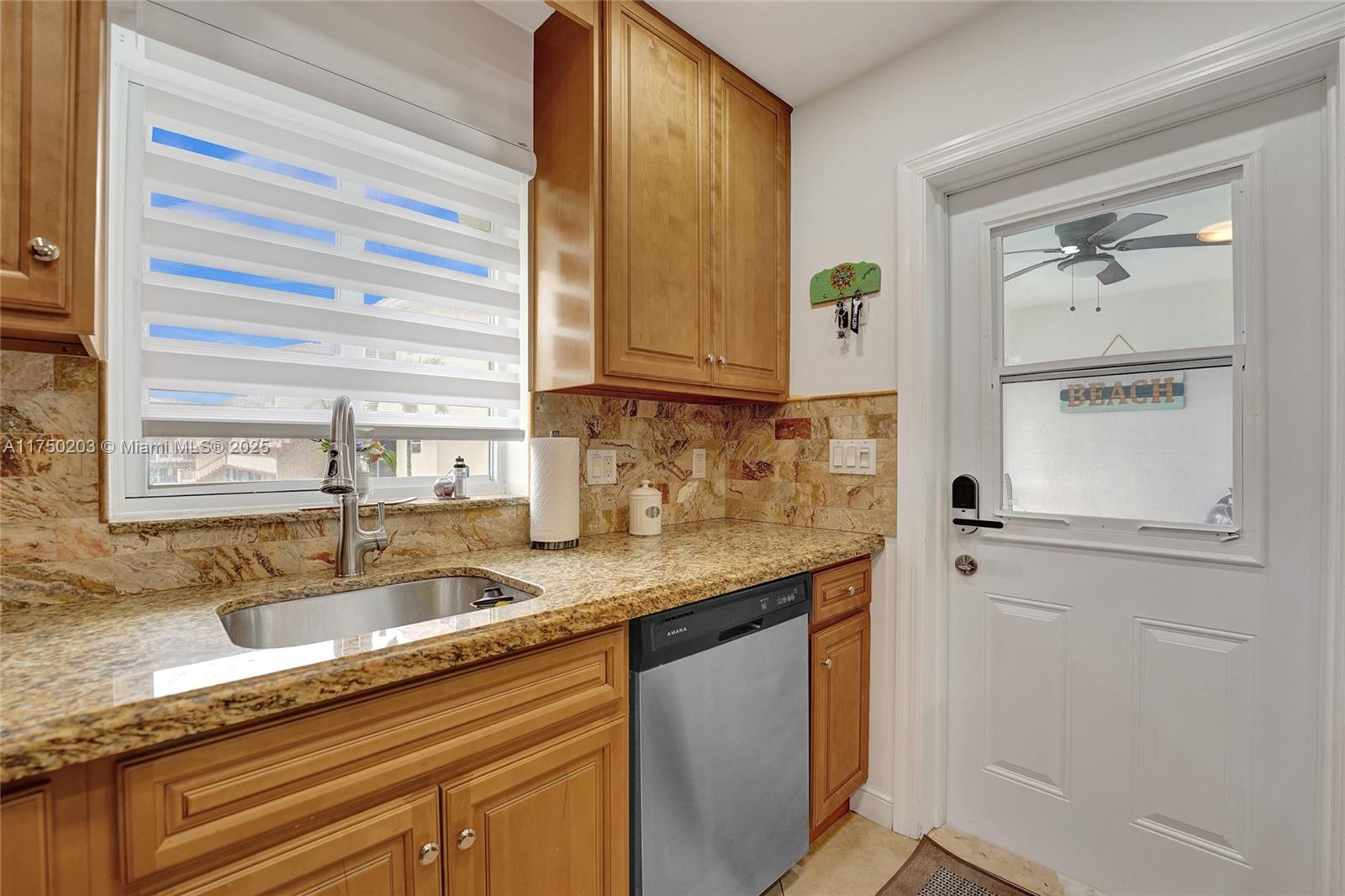 BEVERLY HILLS CONDO - Residential