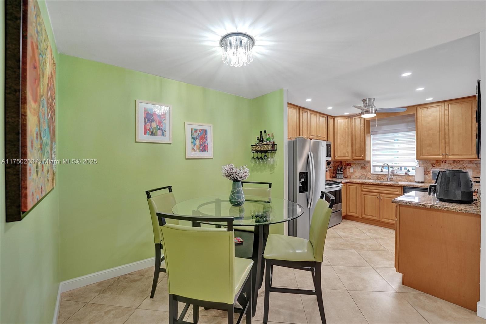 BEVERLY HILLS CONDO - Residential