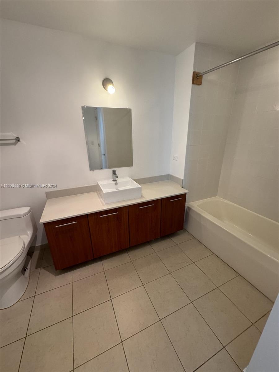 3301 NE 1st Ave H1001