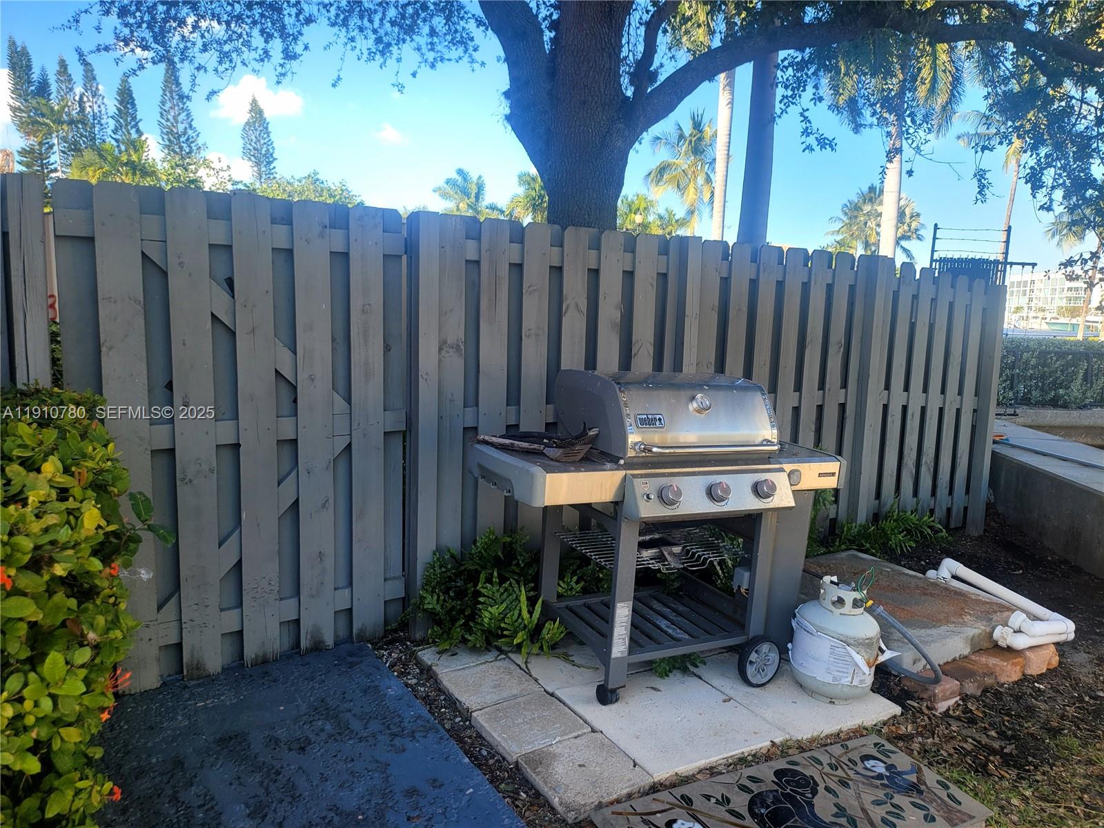 SEVENTEEN FIFTY LAS OLAS - Residential Lease