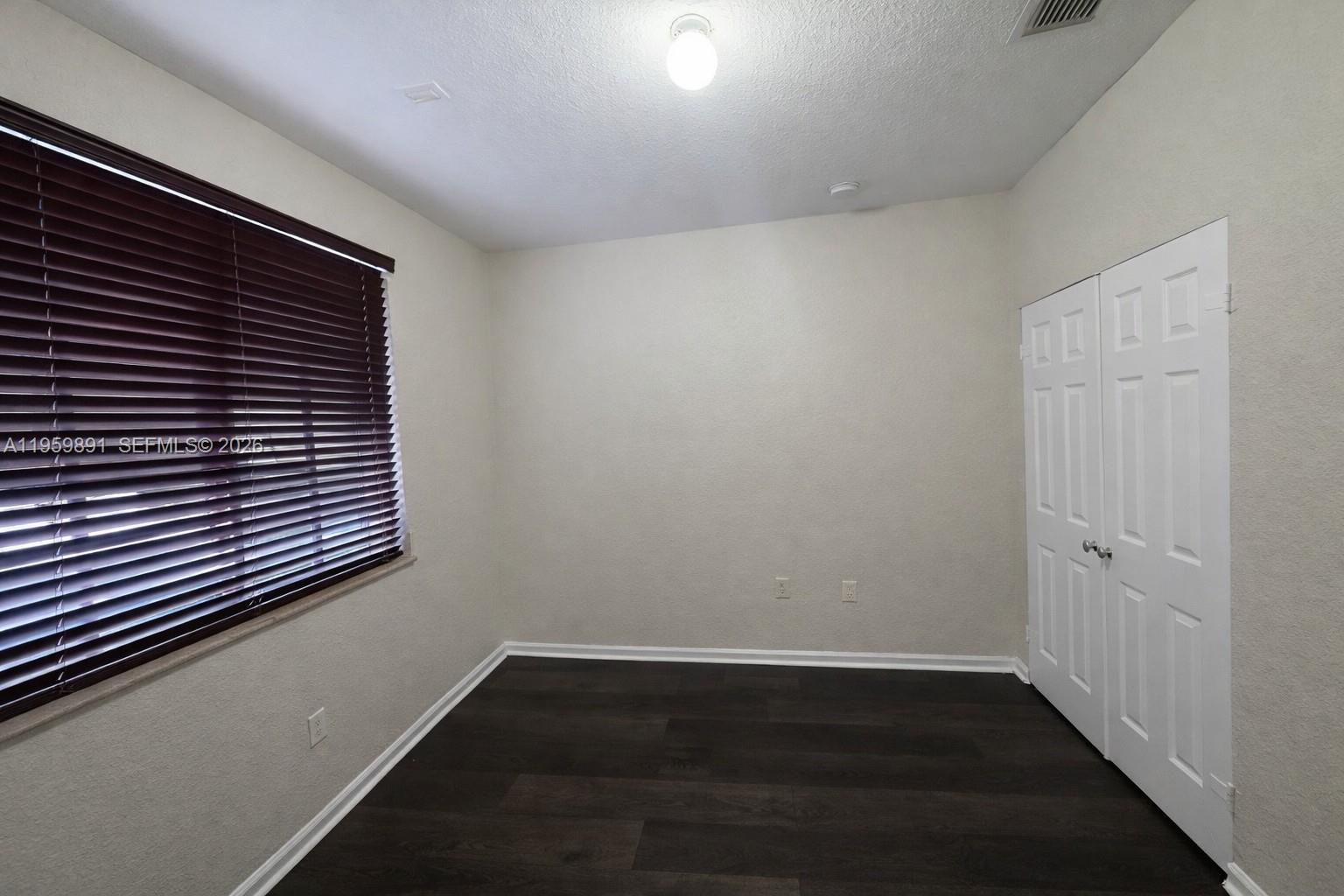 MAJORCA ISLES II CONDO - Residential Lease