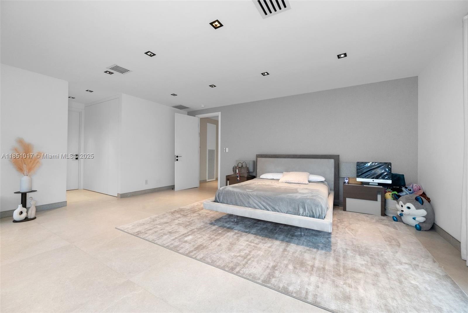 GOLDEN ISLES SEC - Residential