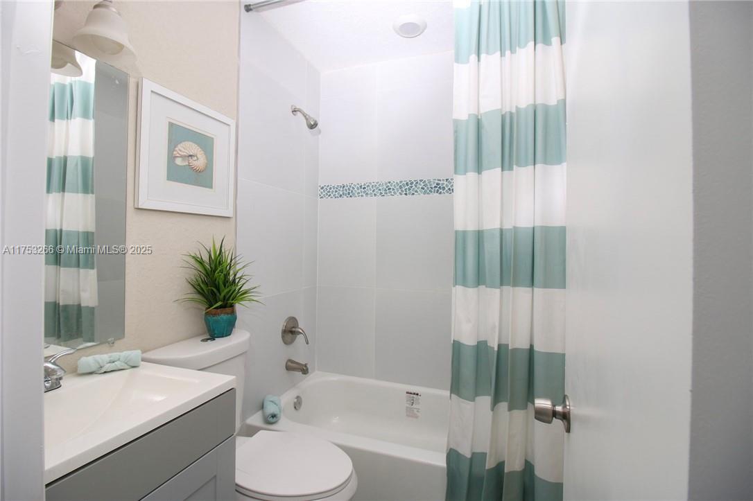FOREST RIDGE PARK - Residential Lease