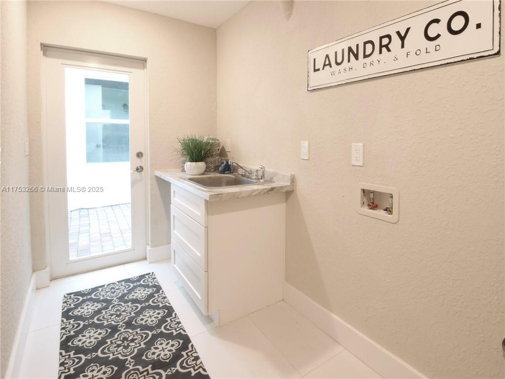 FOREST RIDGE PARK - Residential Lease