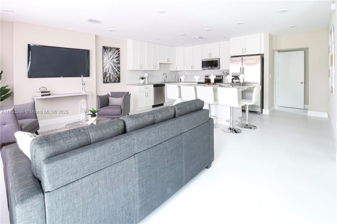 FOREST RIDGE PARK - Residential Lease
