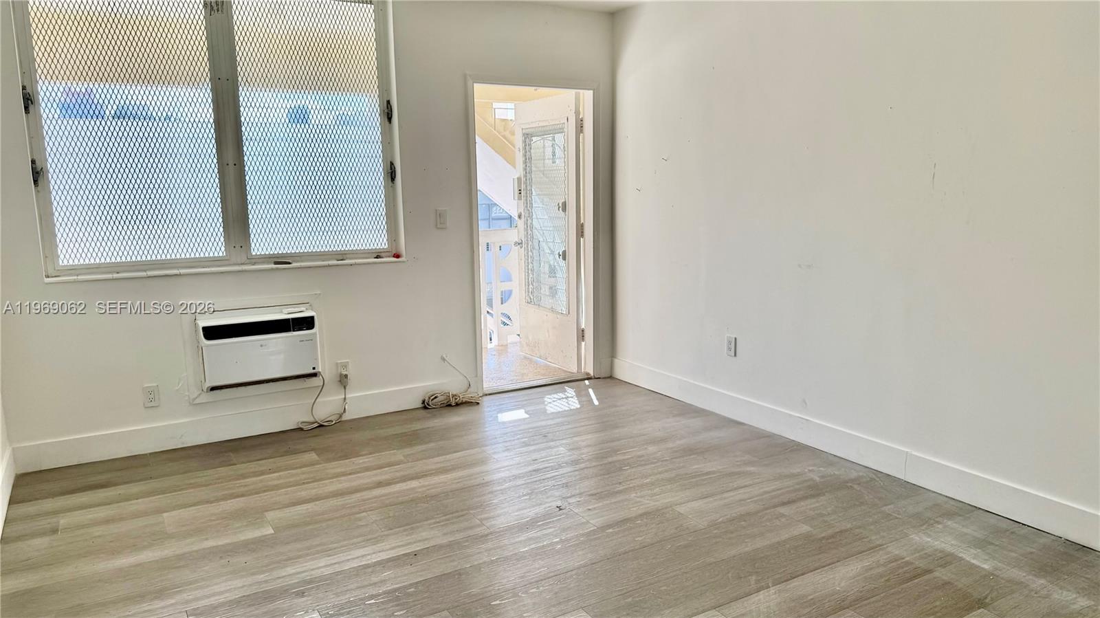 900 EUCLID AVE INC CONDO - Residential