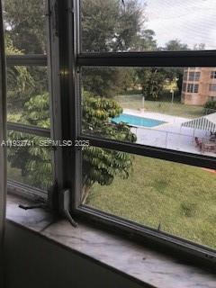 ROLLING GREEN CONDO F - Residential