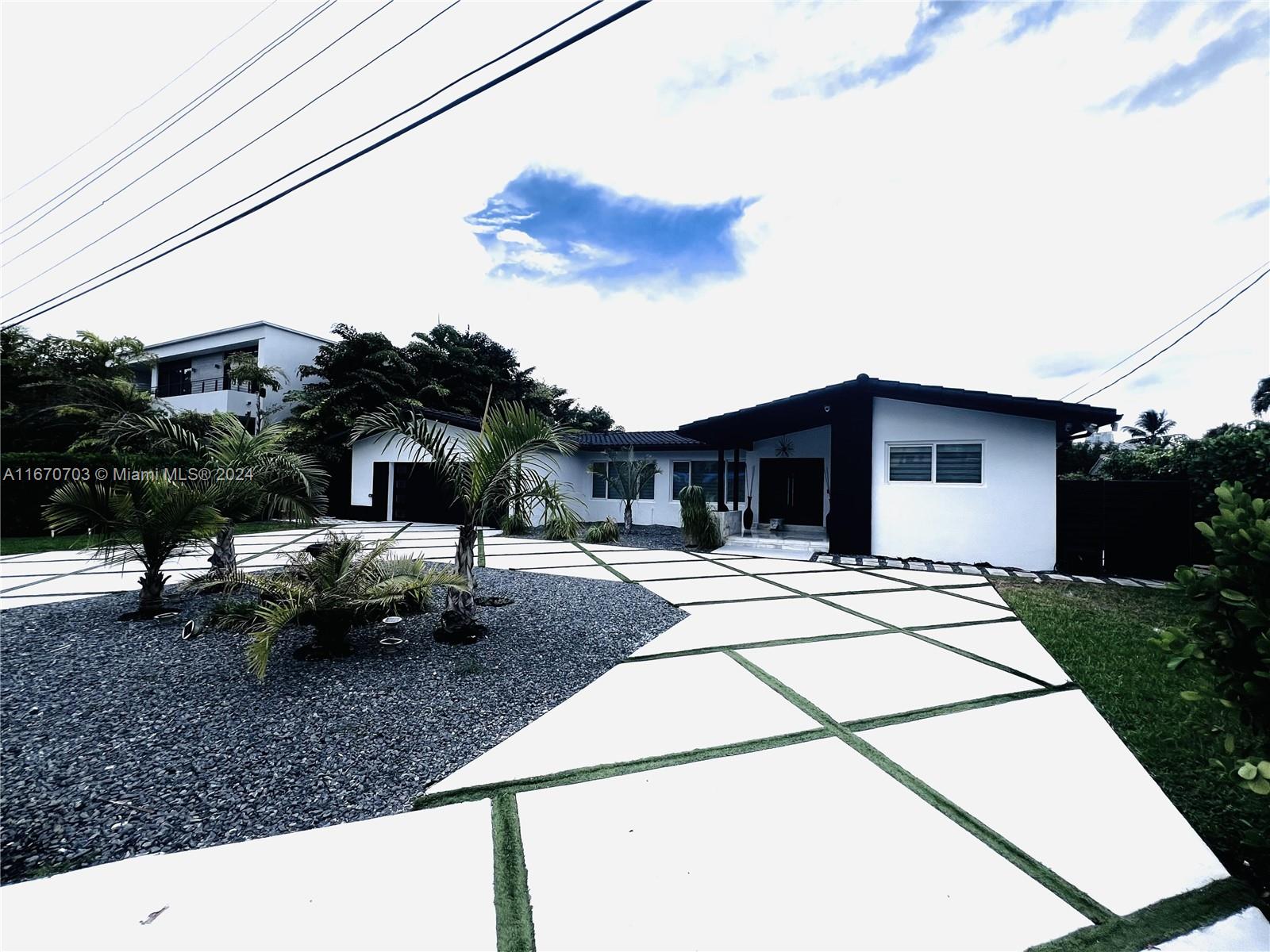 EASTERN SHORES - Residential