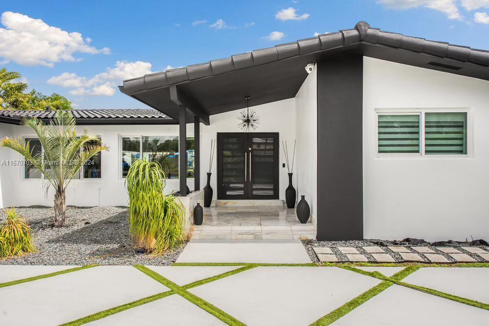 EASTERN SHORES - Residential