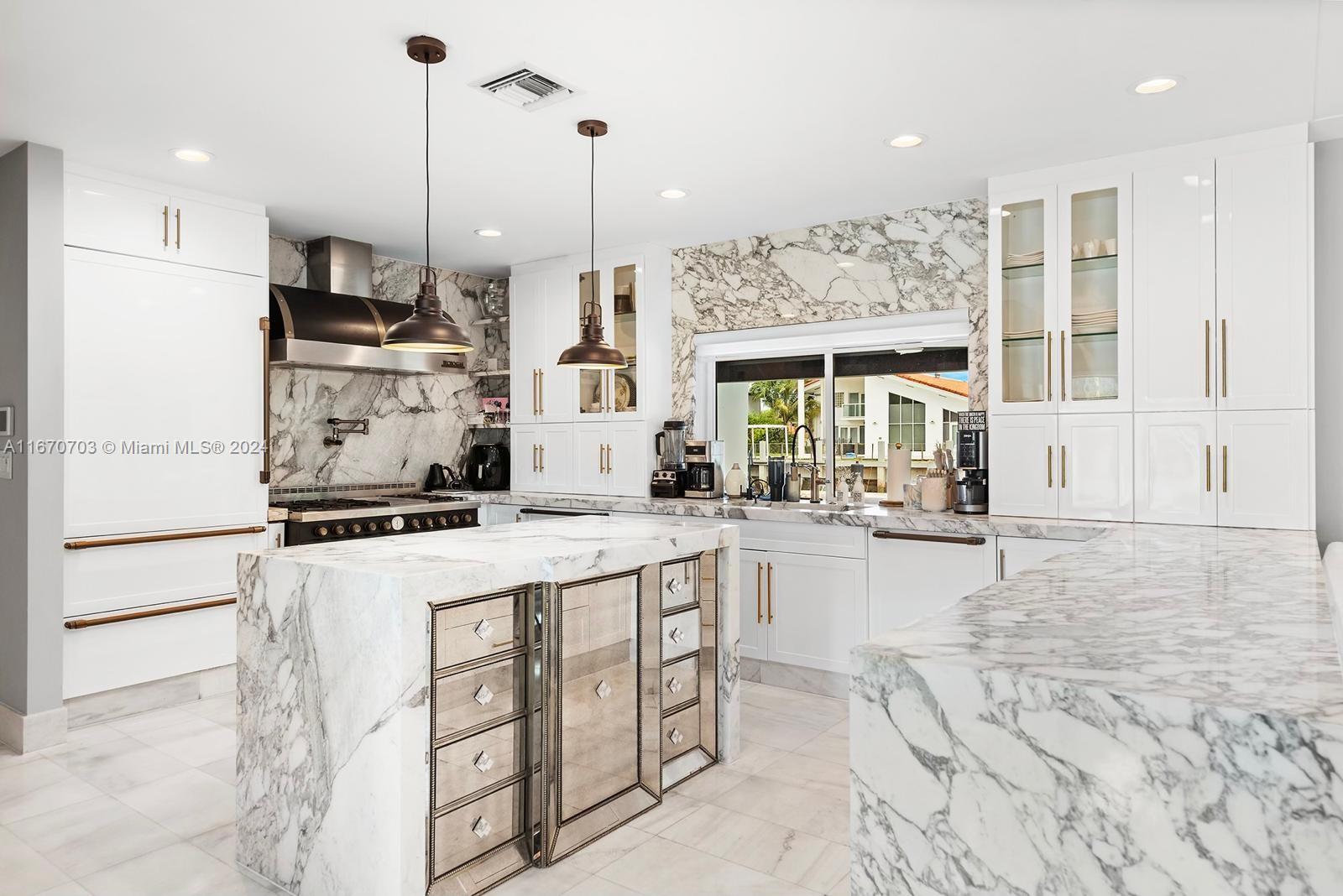 EASTERN SHORES - Residential