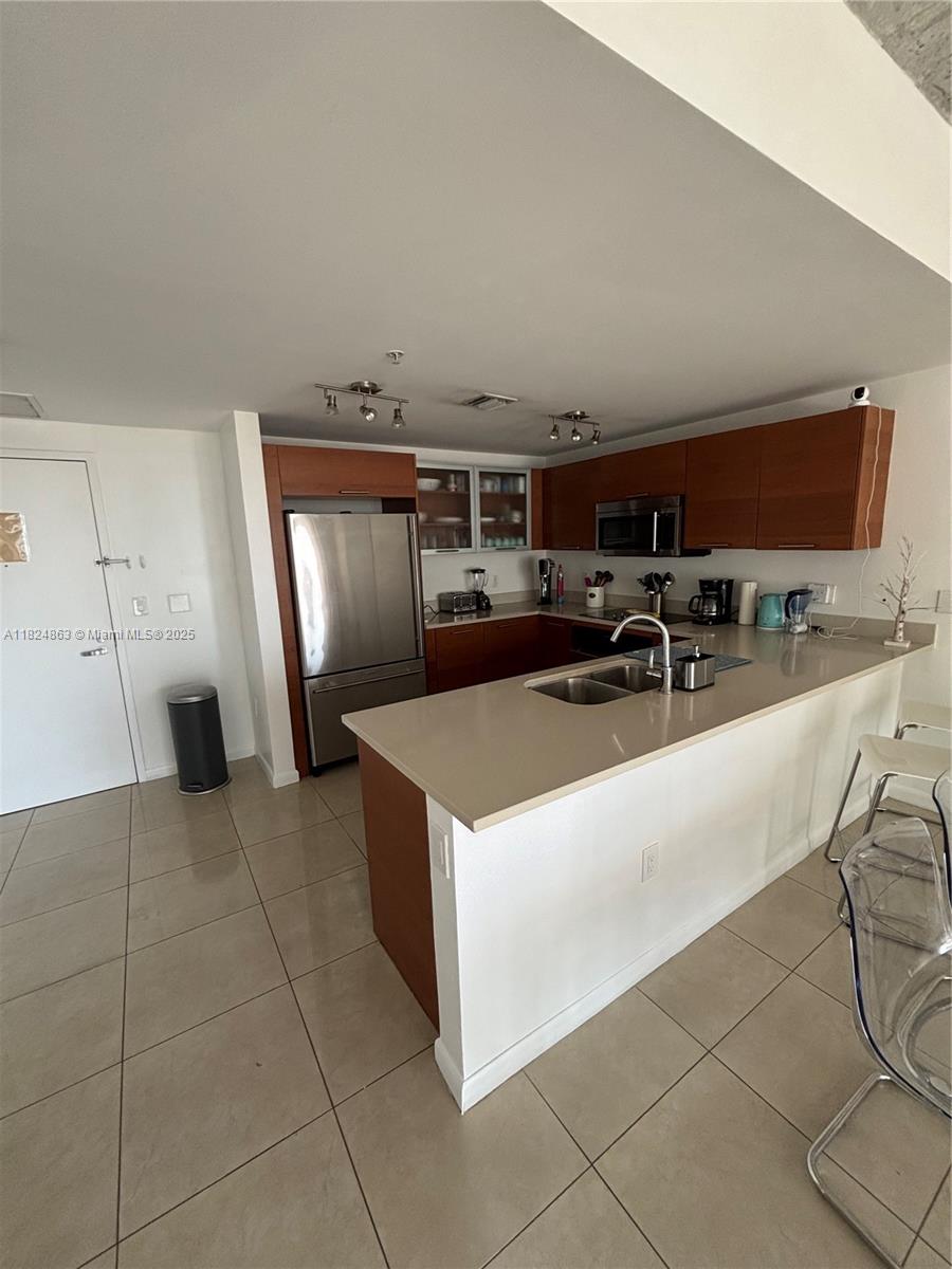 Fully Furnished 2 Bed/ 2 Bath One-Year Rental in Midtown Mall- Available Now!