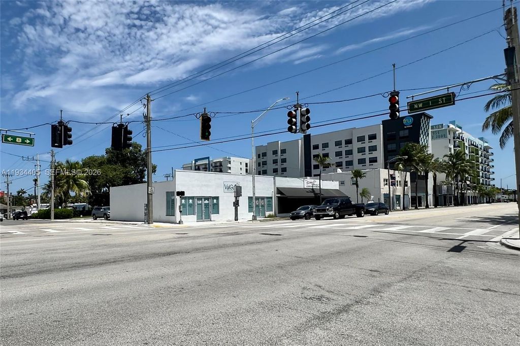 Photo of 66-68 N Federal Hwy, Dania Beach, FL 33004 (MLS # A11934405)