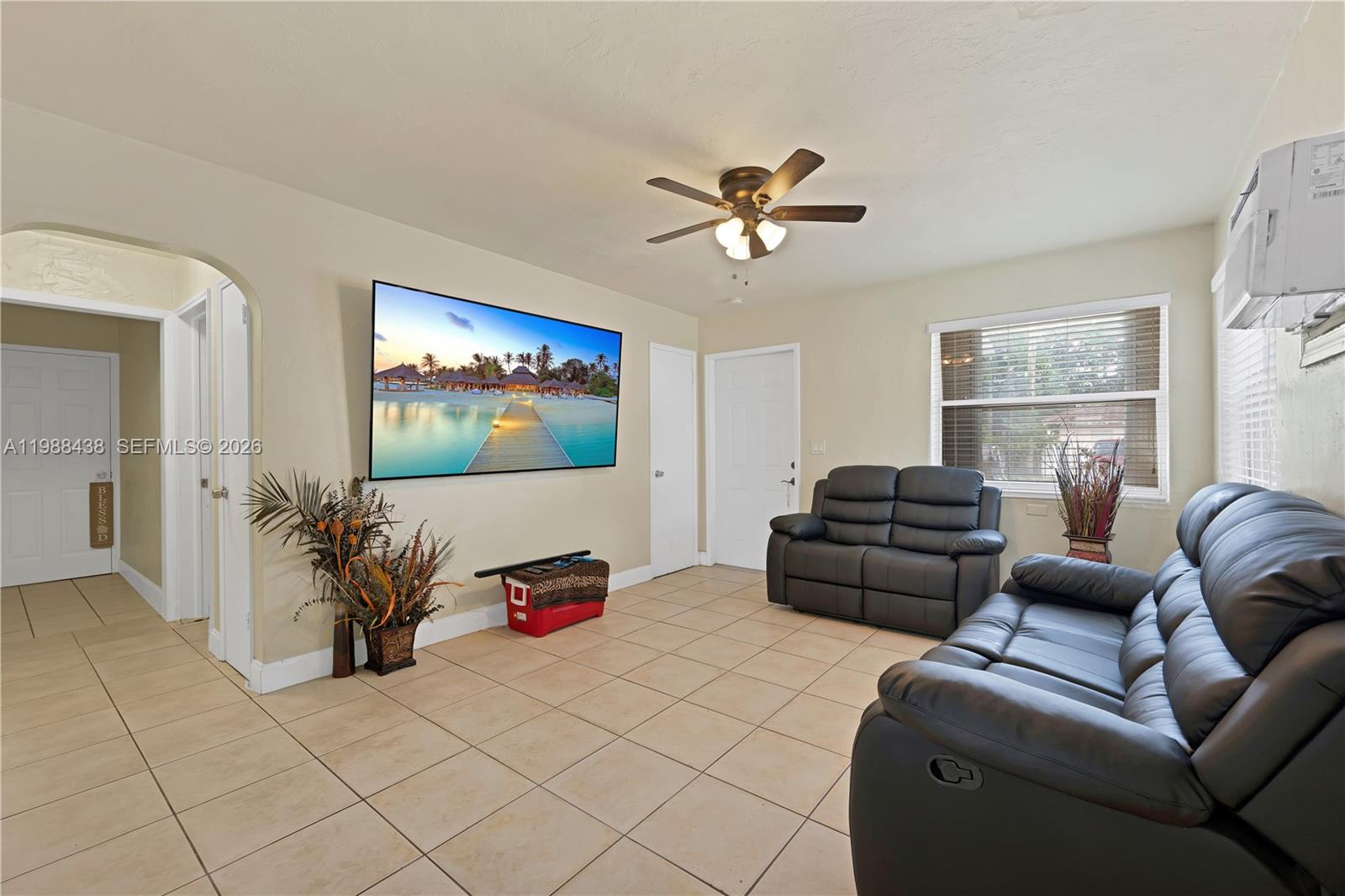 HOLLYWOOD LAWNS - Residential Income