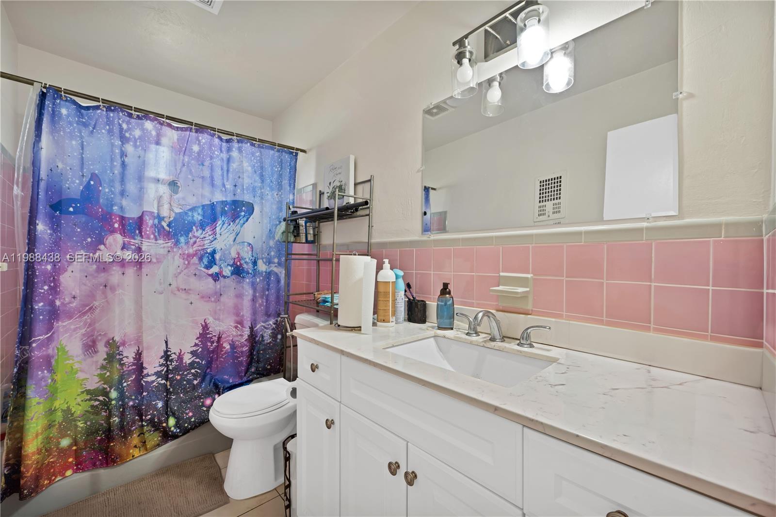 HOLLYWOOD LAWNS - Residential Income