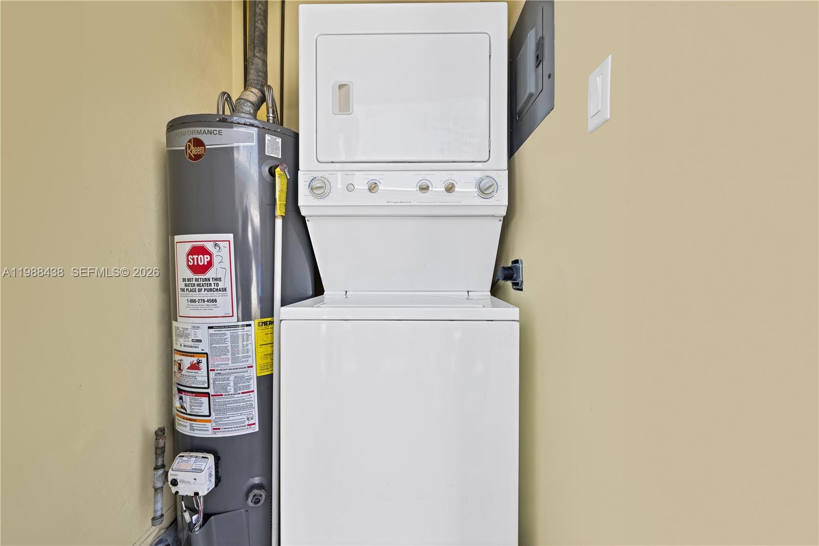 HOLLYWOOD LAWNS - Residential Income