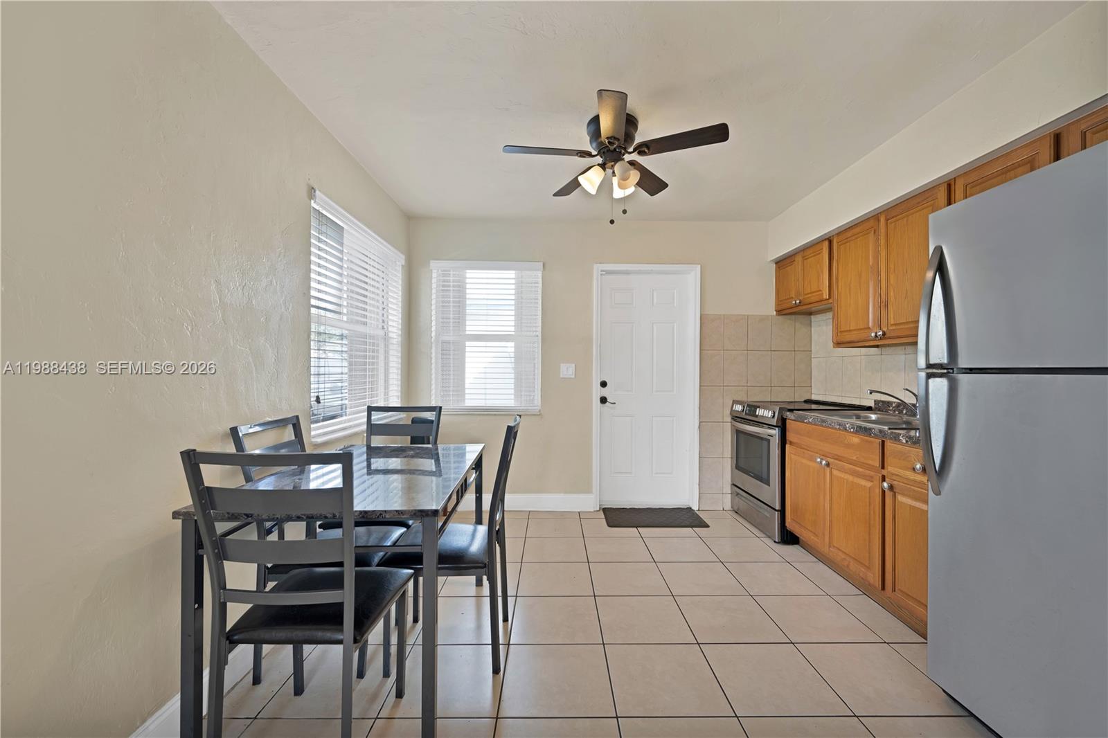 HOLLYWOOD LAWNS - Residential Income