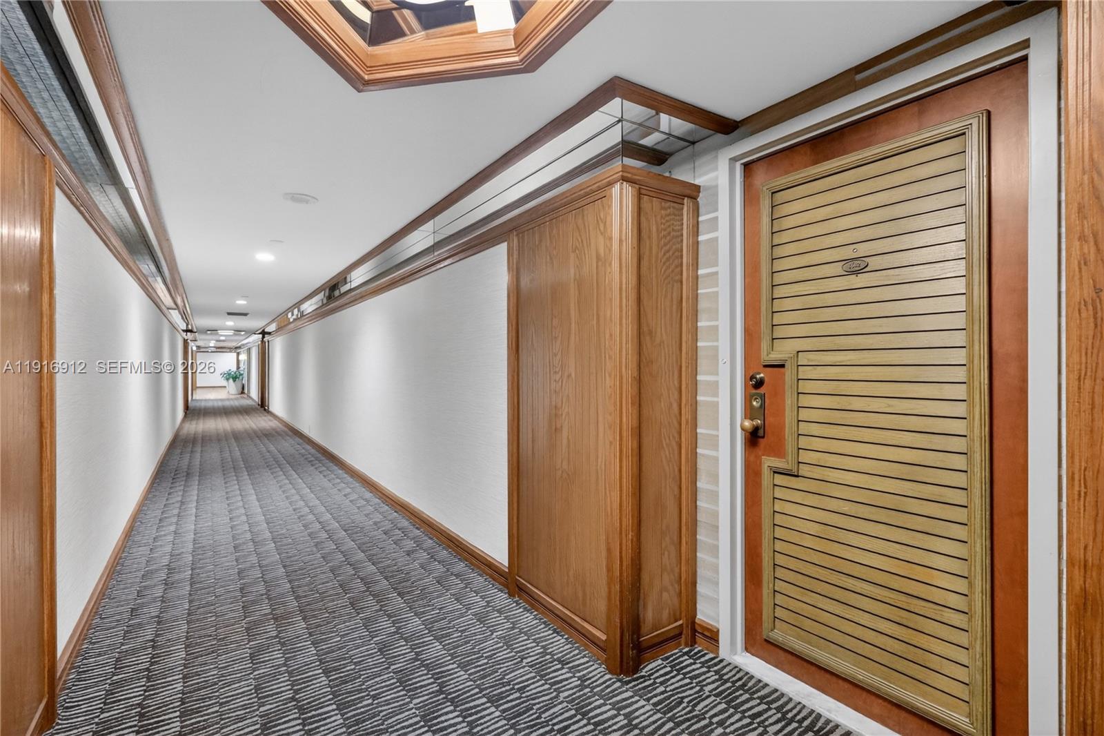 THE TOWERS OF QUAYSIDE CO - Residential