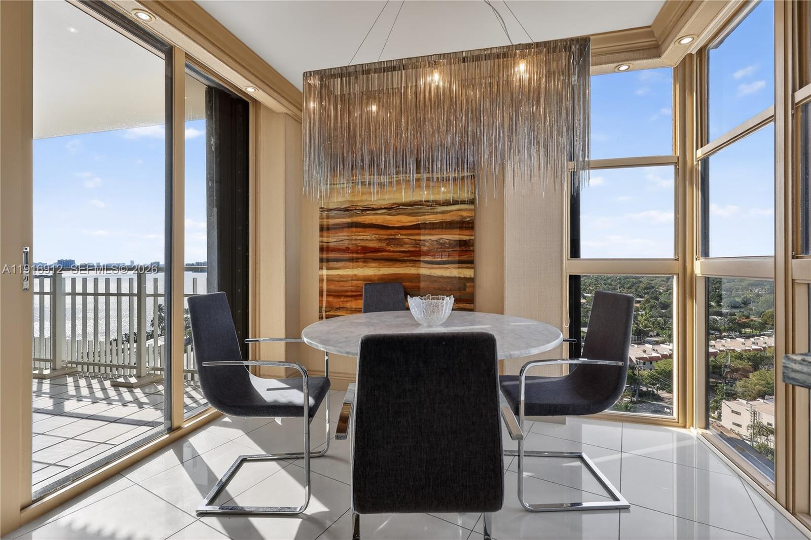 4000 Towerside Ter 1612