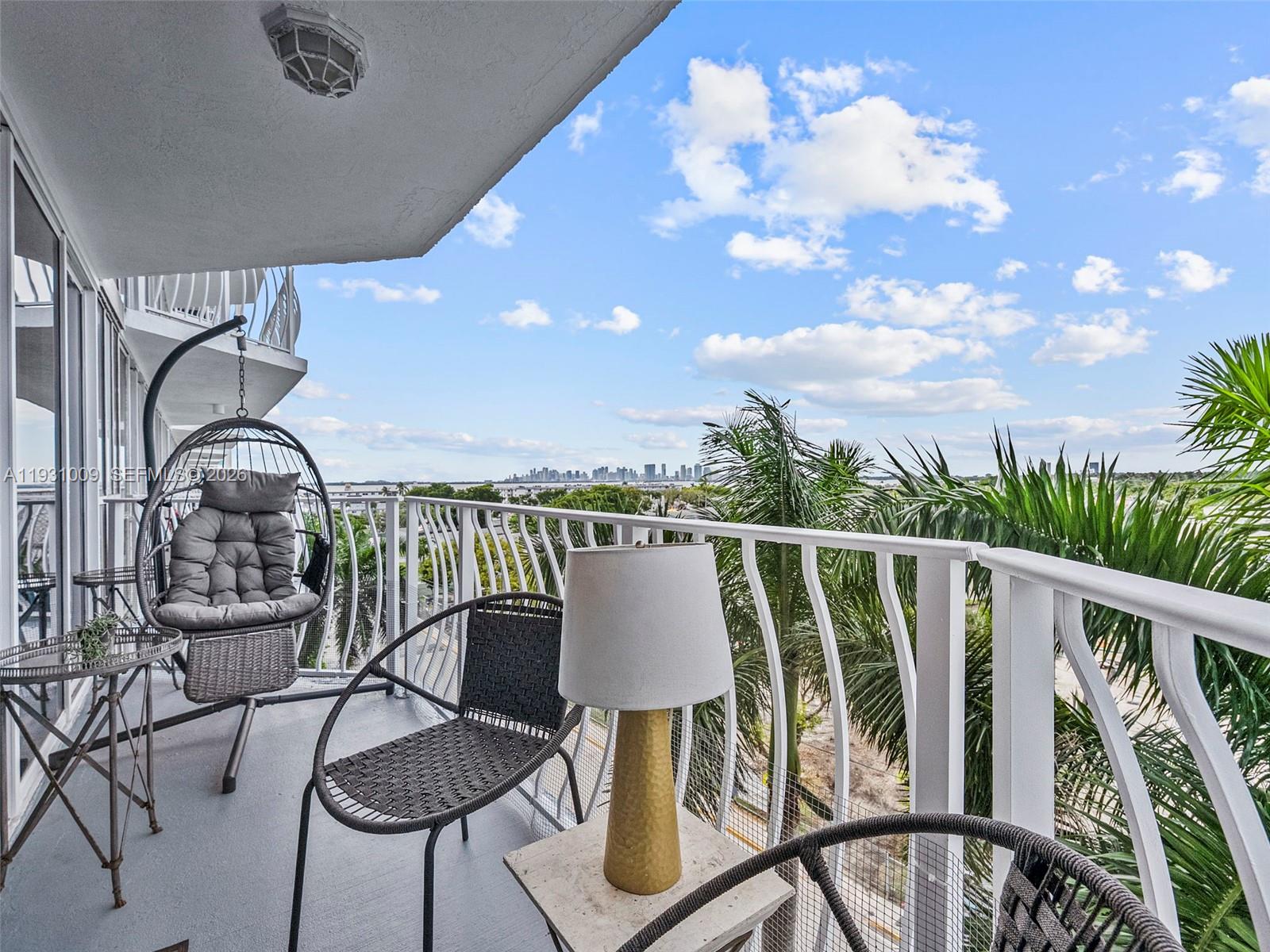 THE GRANDVIEW PALACE COND - Residential