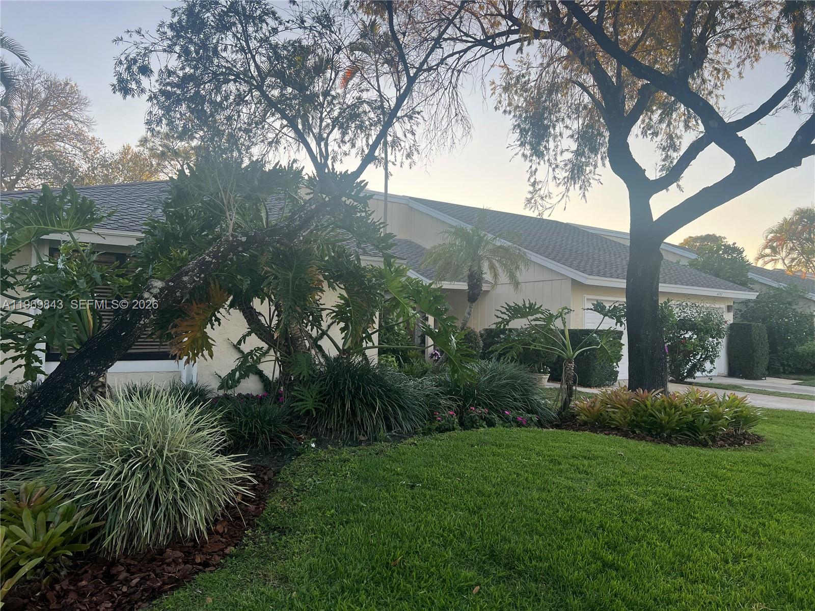 EASTPOINTE COUNTRY CLUB 7 - Residential