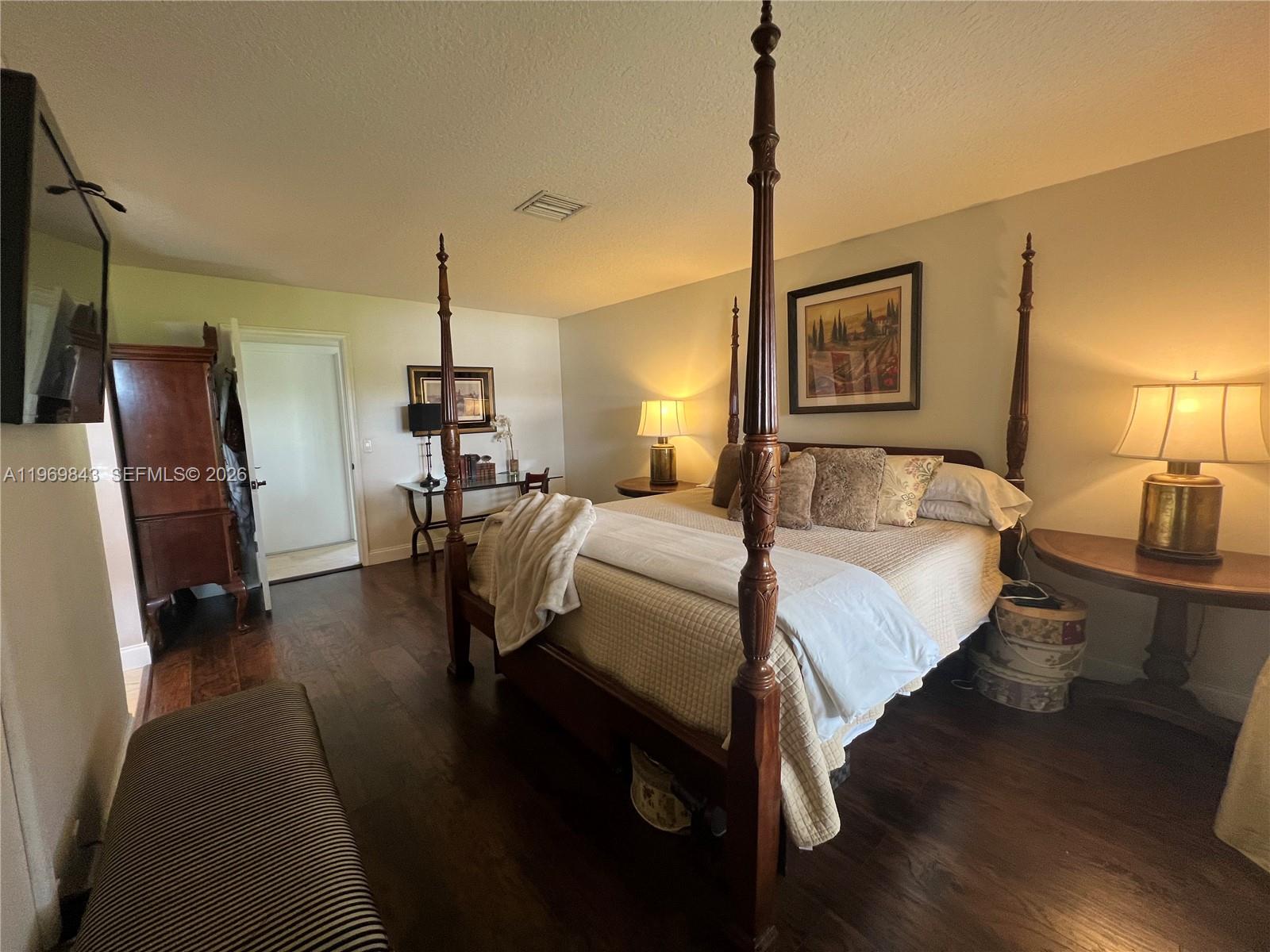 EASTPOINTE COUNTRY CLUB 7 - Residential