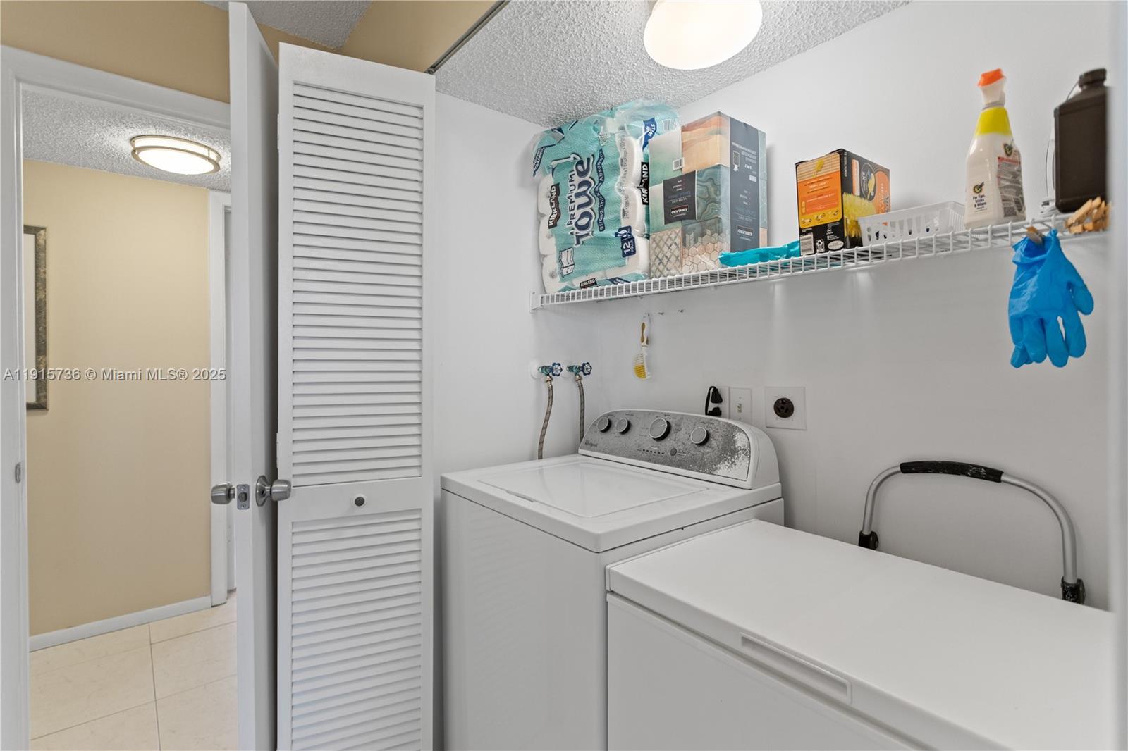 MEADOWBROOK LAKESVIEW CO - Residential