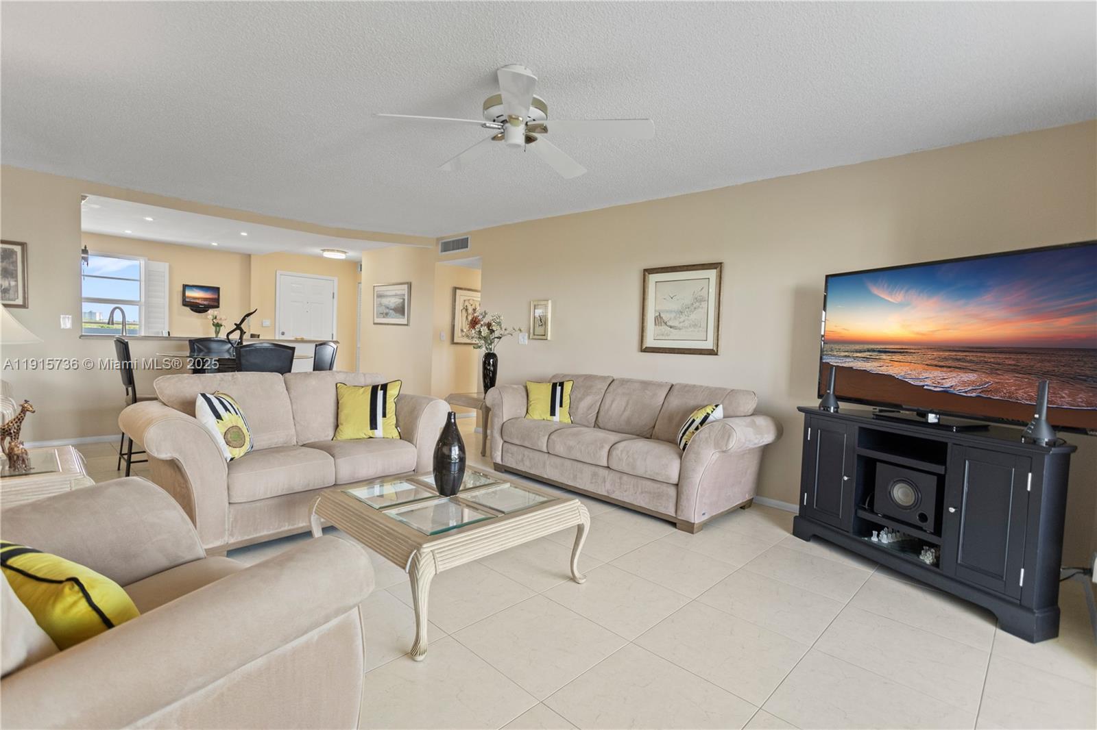 MEADOWBROOK LAKESVIEW CO - Residential